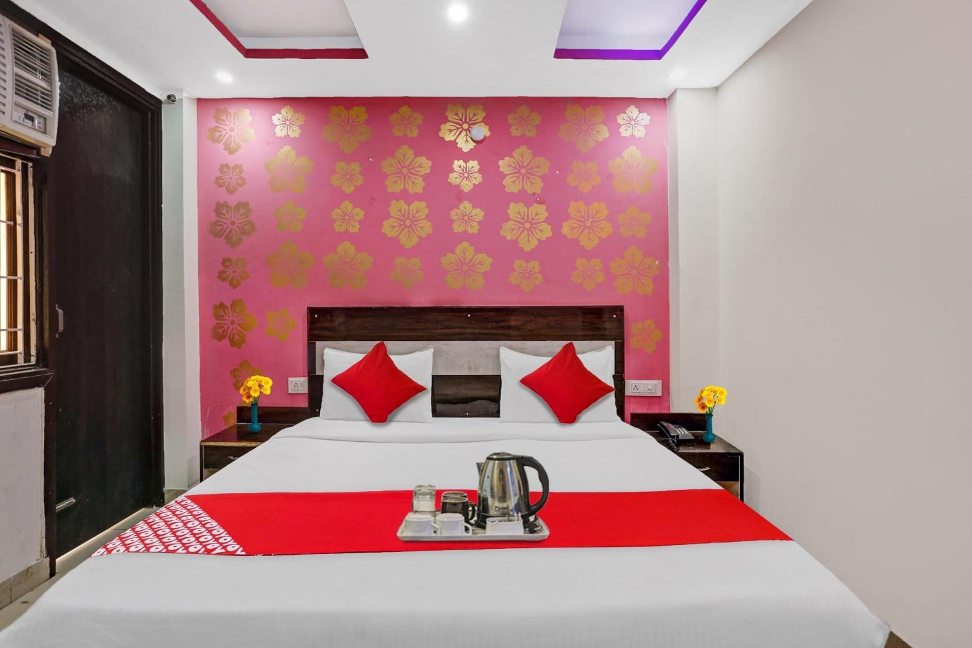 Hotel O Hotel Blue Orchid New Delhi Exterior photo