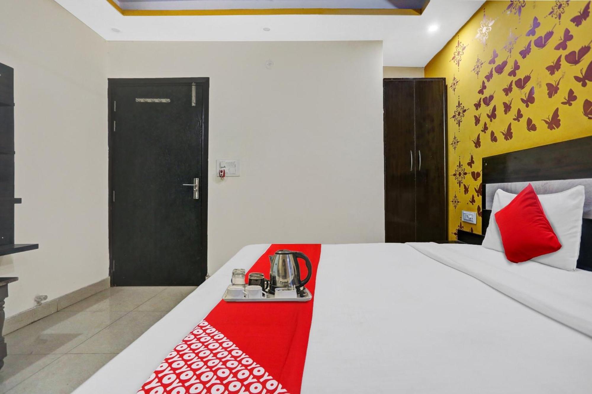 Hotel O Hotel Blue Orchid New Delhi Exterior photo