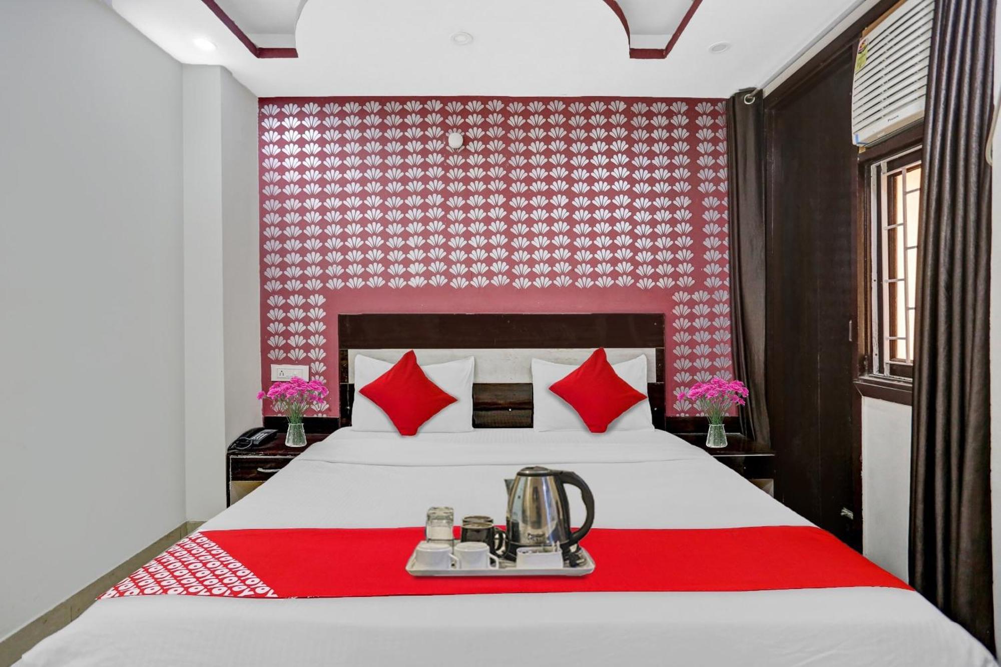 Hotel O Hotel Blue Orchid New Delhi Exterior photo